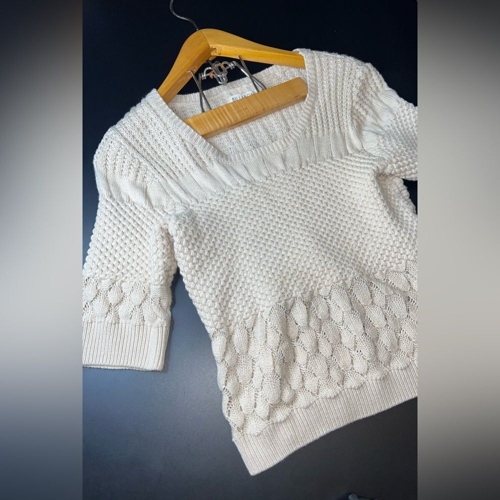 Billabong Light Tan Scoop Neck Knit Sweater Size Large EUC
